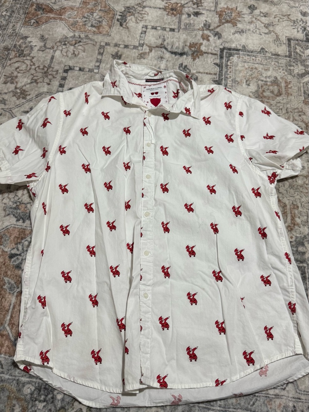 Men’s XL Christmas Dabbing / Funny Santa Button Down Shirt Holiday